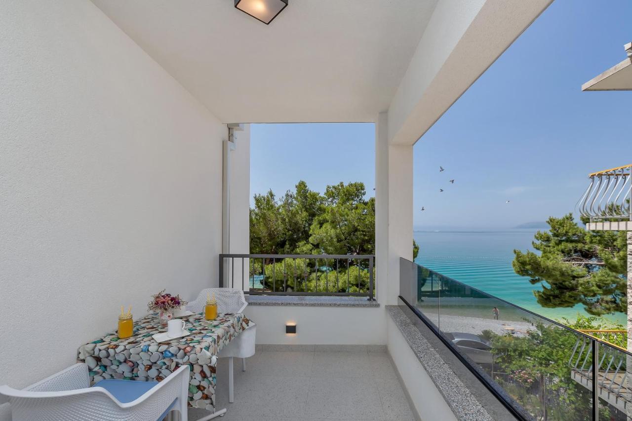 Central Beach Apartments Tučepi Екстериор снимка